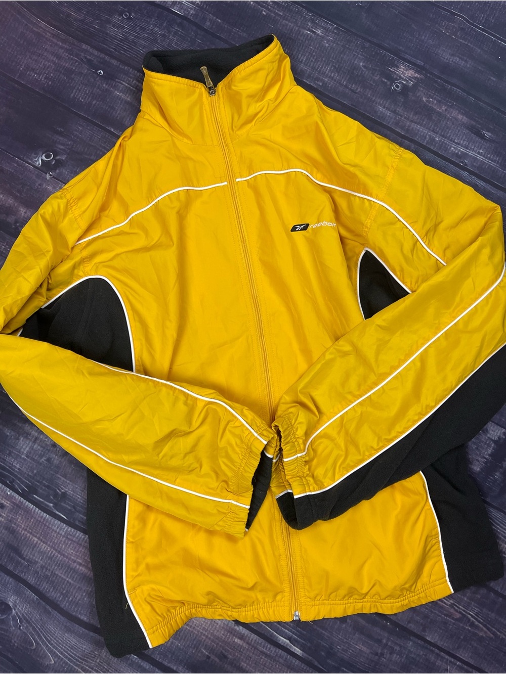 Vintage Reebok Men’s Yellow and Black Fleece Lined Full Zip Windbreaker Jacket